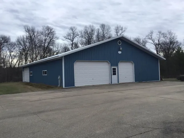 $447,000 | N9960 Meadowlark Lane, Crivitz, WI 54114