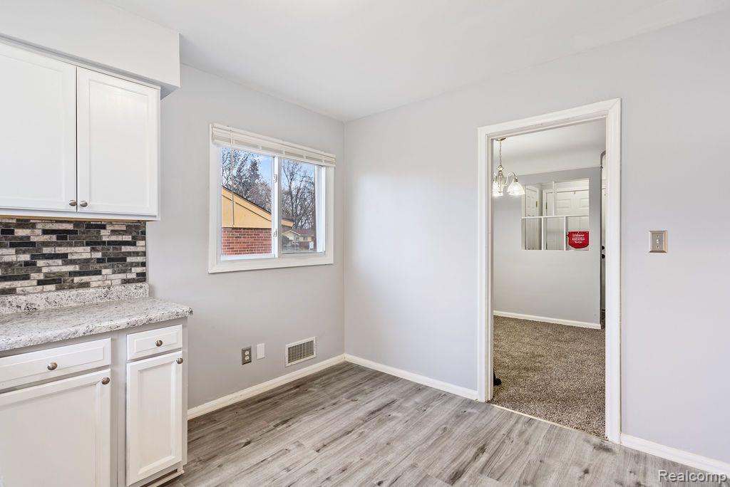 5607 Fleming Road Flint, MI 48504 - Photo 11 of 29 Gallery Image 11