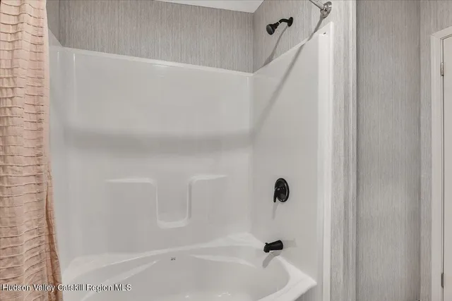 a bathroom with a tub