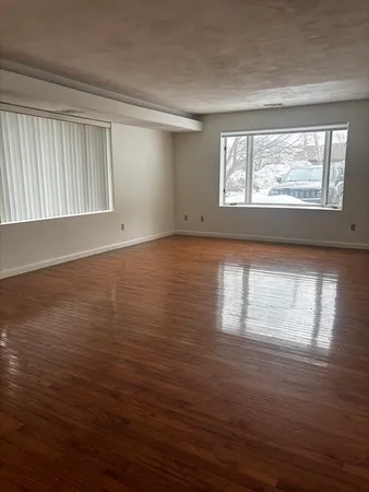 $2,100 | 1010 Middle Street, Unit 1, Weymouth, MA 02188