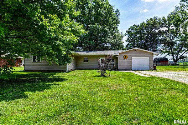 $164,900 | 214 South Parker Avenue, Taylorville, IL 62568