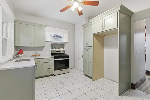 $594,000 | 3516 Charlotte Street, Kansas City, MO 64109