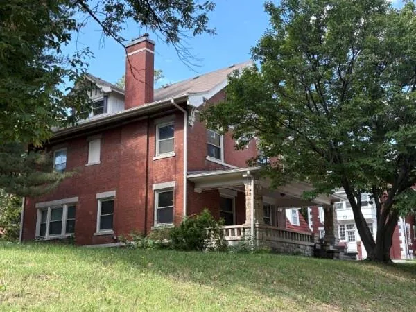 $595,000 | 3516 Charlotte Street, Kansas City, MO 64109