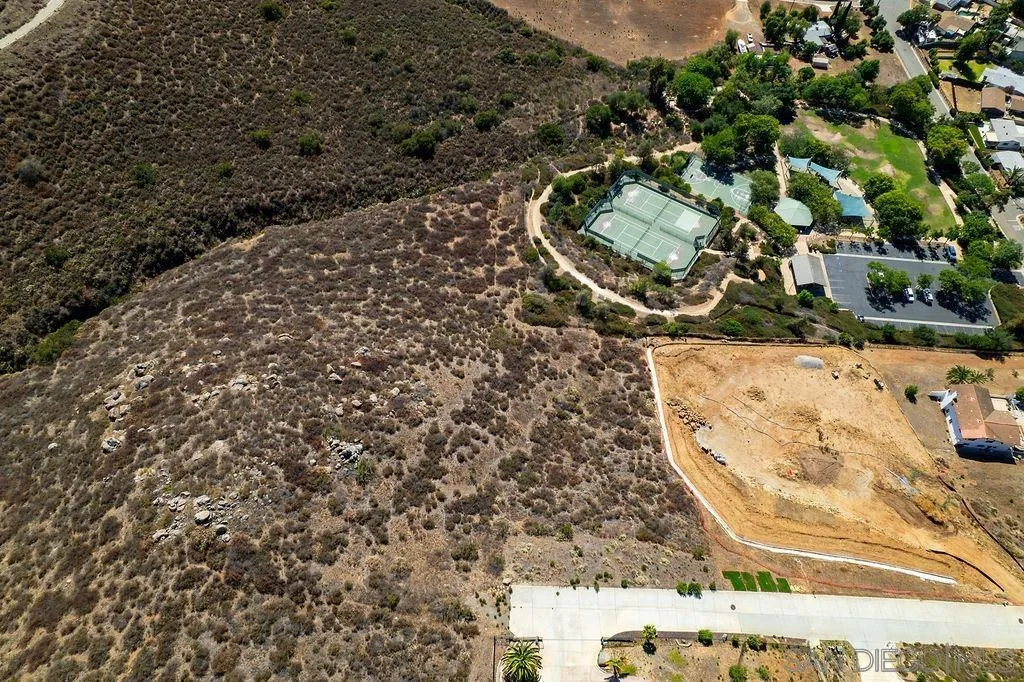 Shadow Hill Road, Unit 3 Santee, CA 92071 - Photo 17 of 19 Gallery Image 17