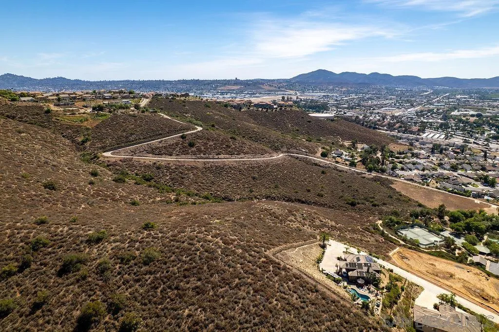Shadow Hill Road, Unit 3 Santee, CA 92071 - Photo 3 of 19 Gallery Image 3