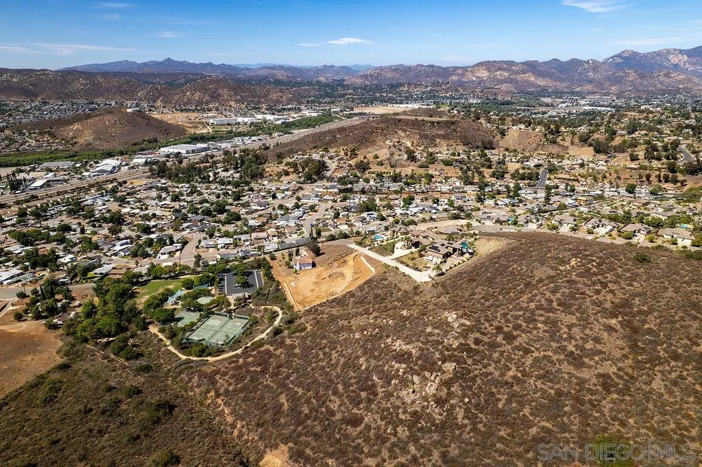 Shadow Hill Road, Unit 3 Santee, CA 92071 - Photo 8 of 19 Gallery Image 8