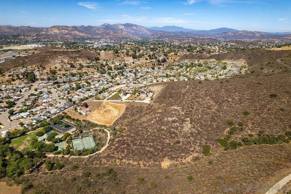 Shadow Hill Road, Unit 3 Santee, CA 92071 - Photo 10 of 19 Gallery Image 10