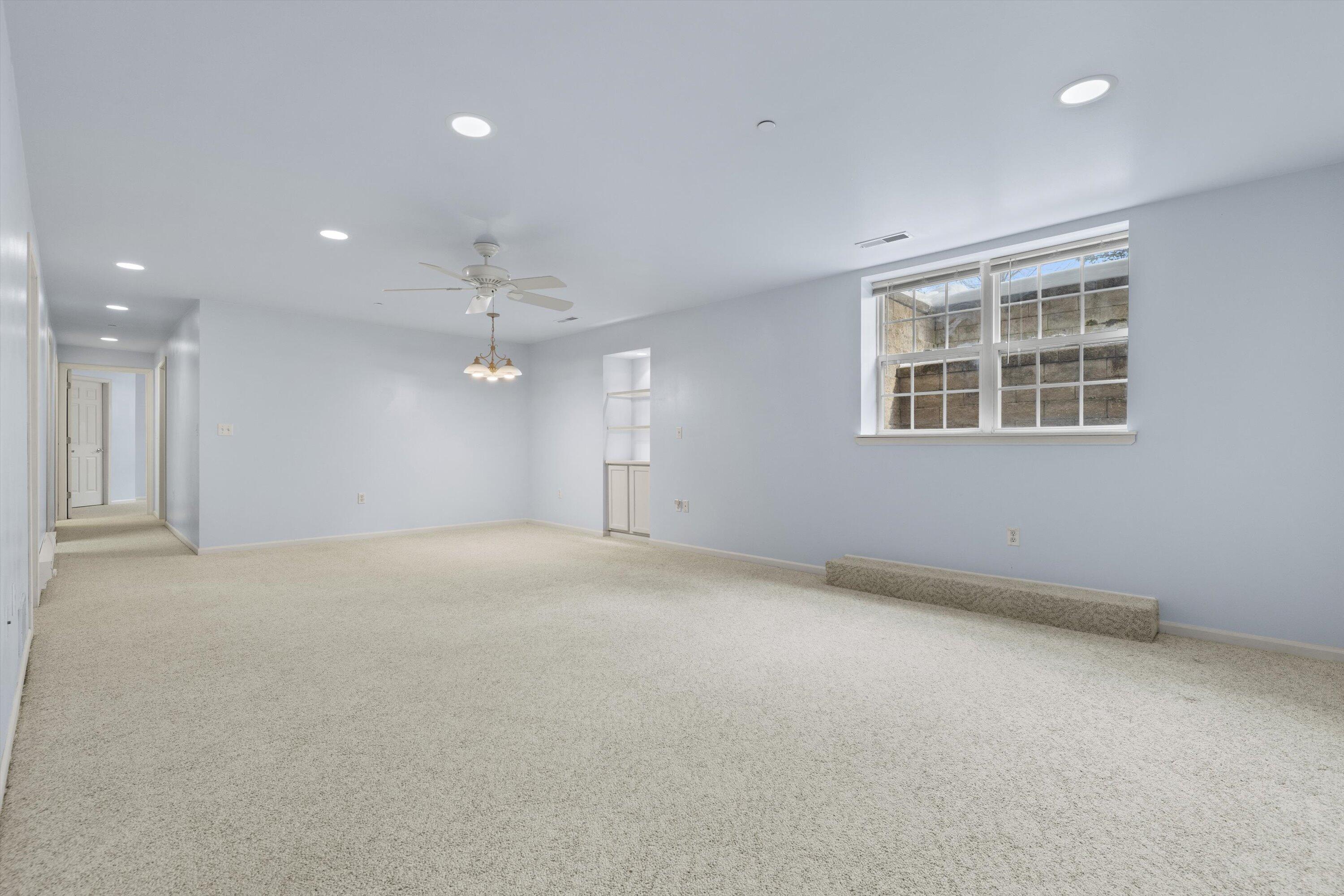 9056 West Elm Court, Unit B Franklin, WI 53132 - Photo 21 of 34 36-IMG_6464