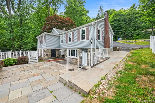 $540,000 | 10 Holland Drive, Carmel, NY 10512
