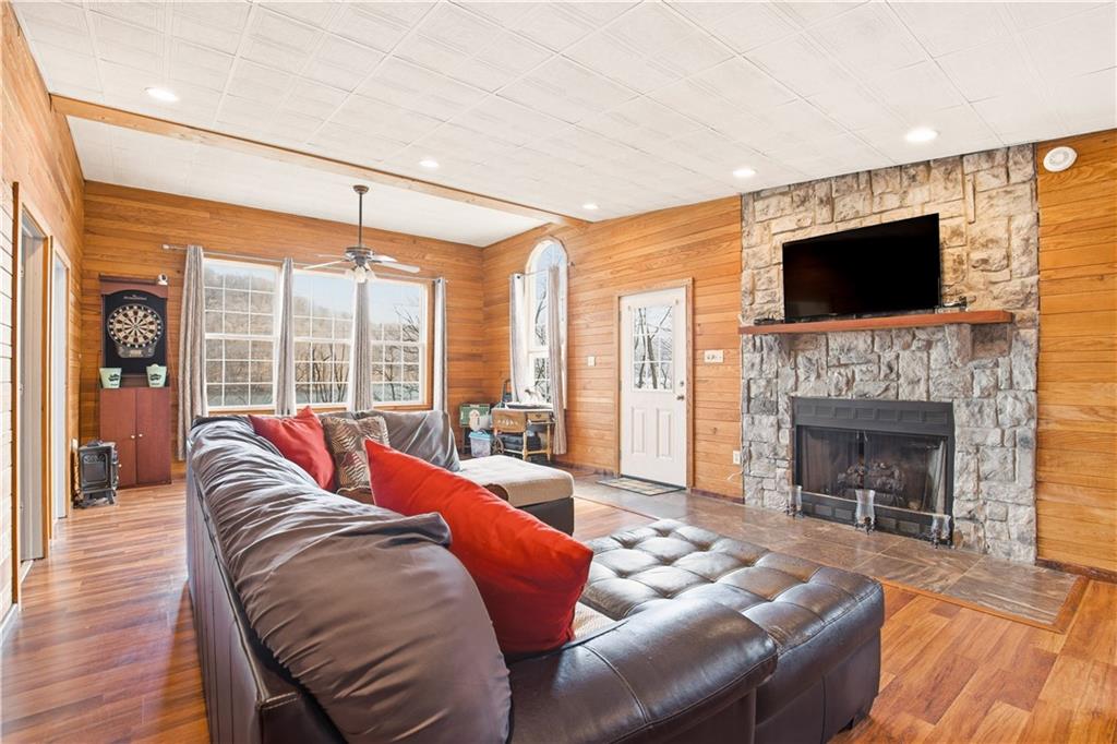 2711 Lakeview Road Confluence, PA 15424 - Photo 21 of 43