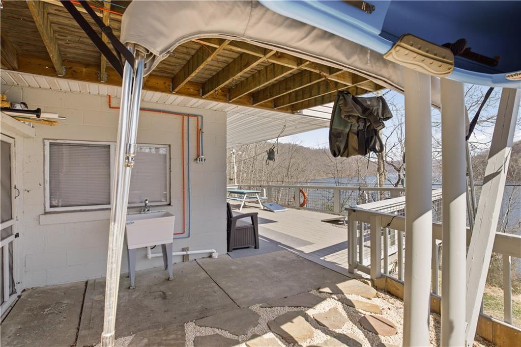 2711 Lakeview Road Confluence, PA 15424 - Photo 9 of 43