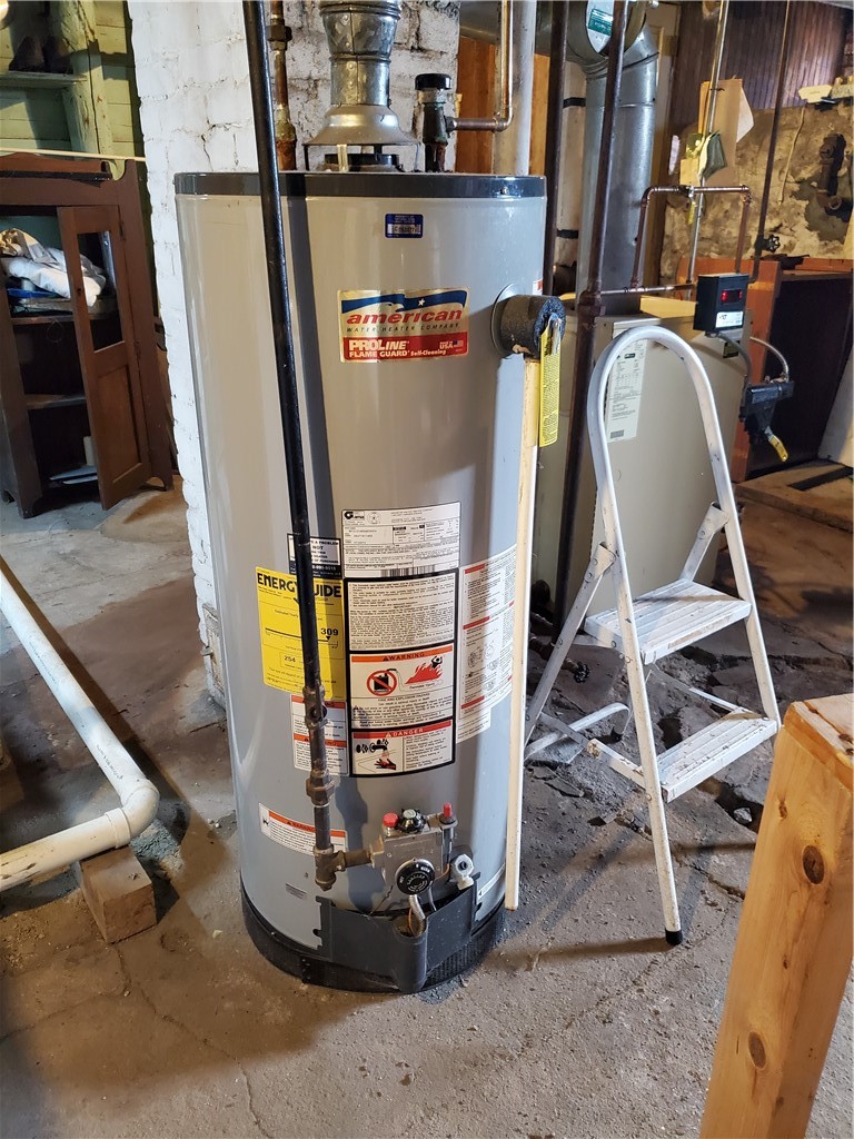 74 Maple Street Woonsocket, RI 02895 - Photo 16 of 18