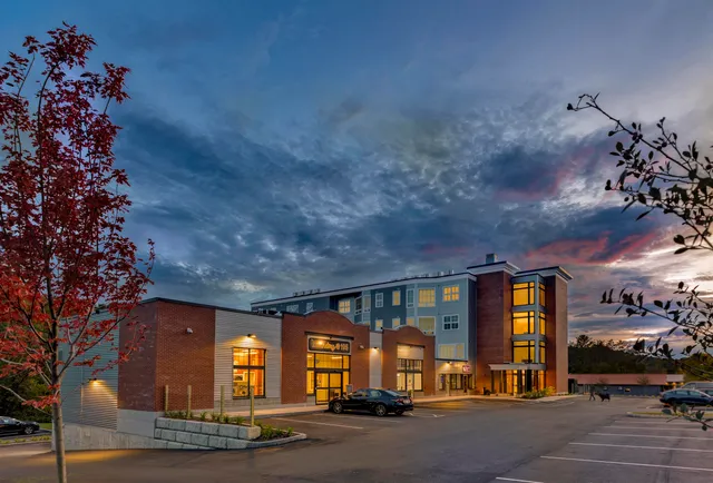 $3,380 | 195 Mechanic Street, Unit 206, Lebanon, NH 03766