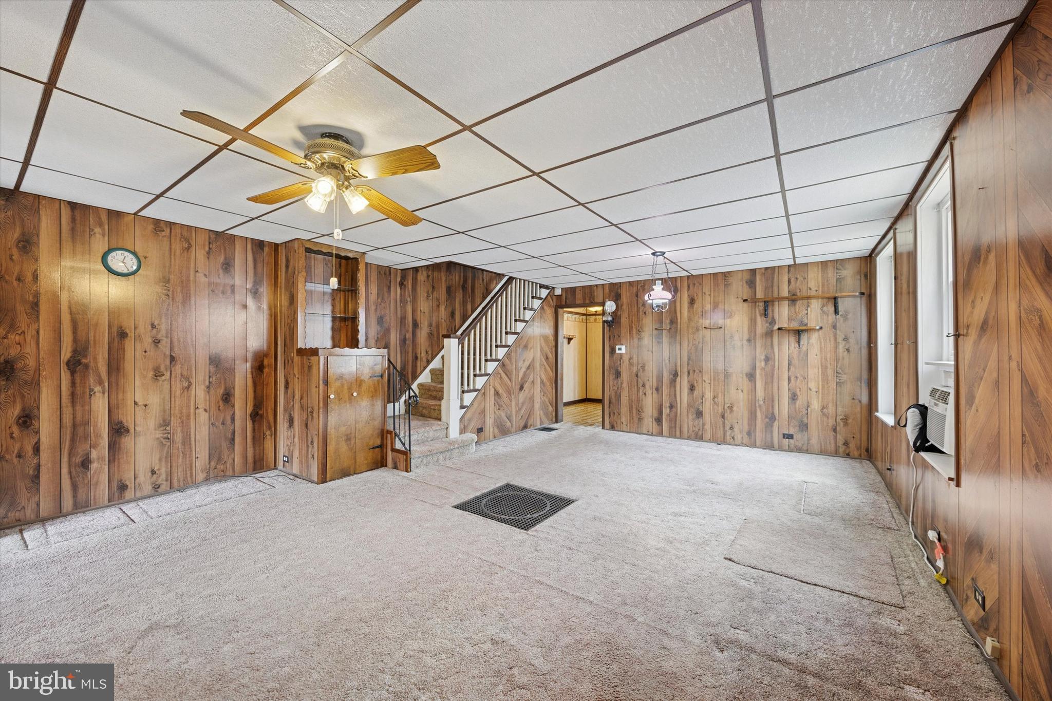 320 Chestnut Street Spring City, PA 19475 - Photo 3 of 14 a view of a hallway