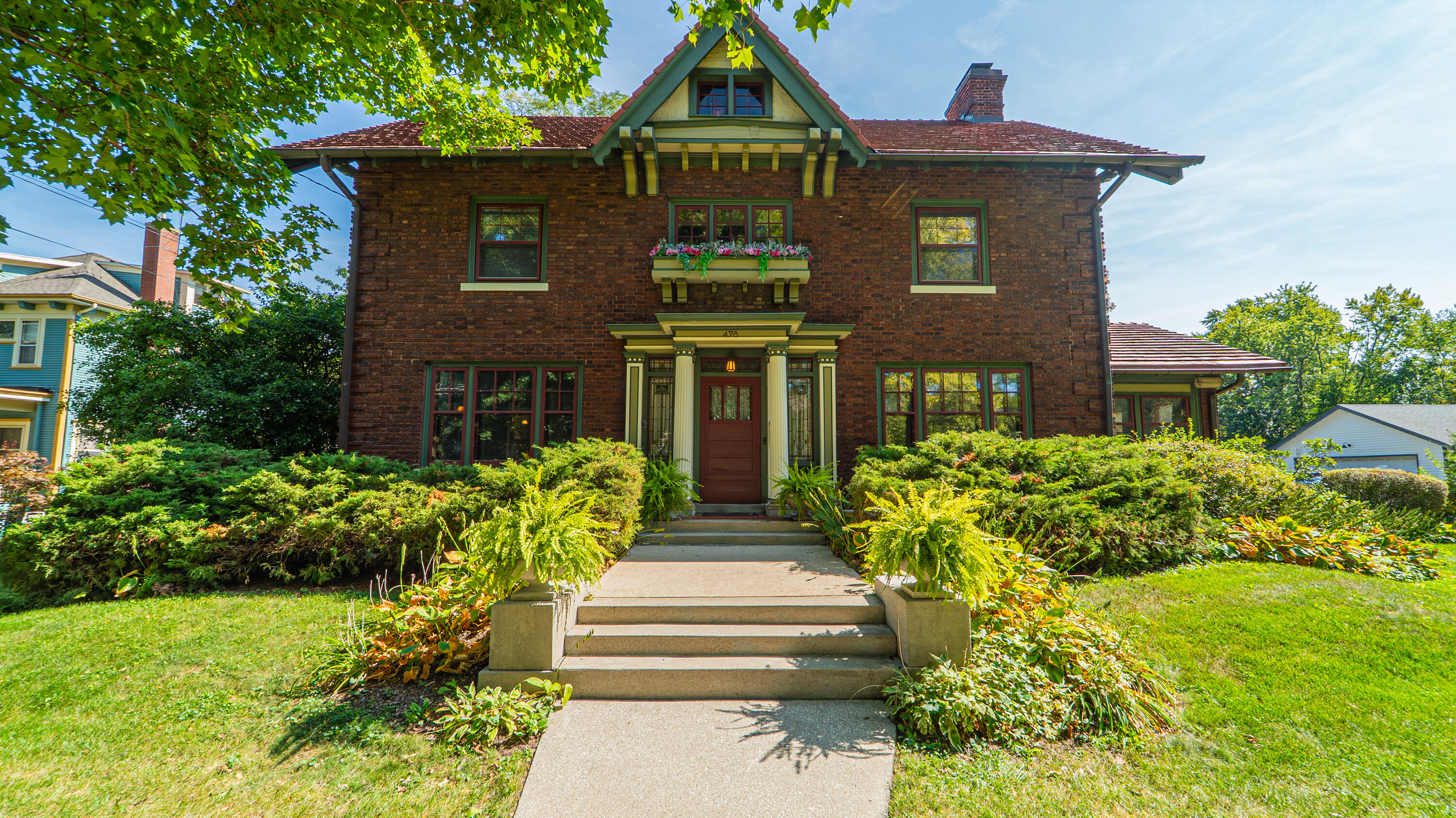 498 South Court Street Crown Point, IN 46307 - Photo 1 of 43 3000x1687