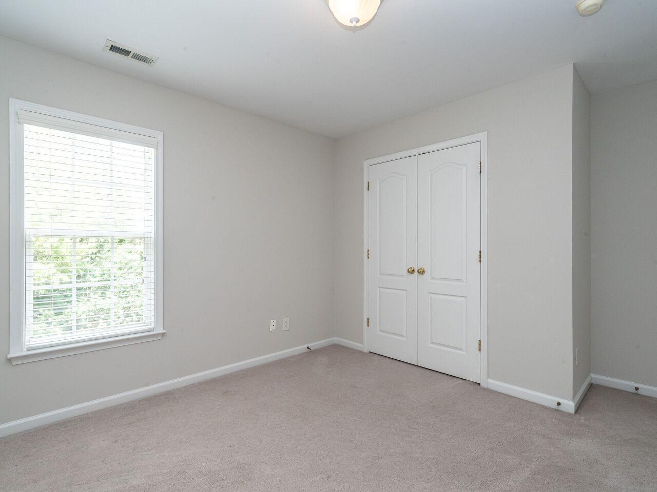 5404 Glorietta Circle Raleigh, NC 27613 - Photo 29 of 39 Photo #7