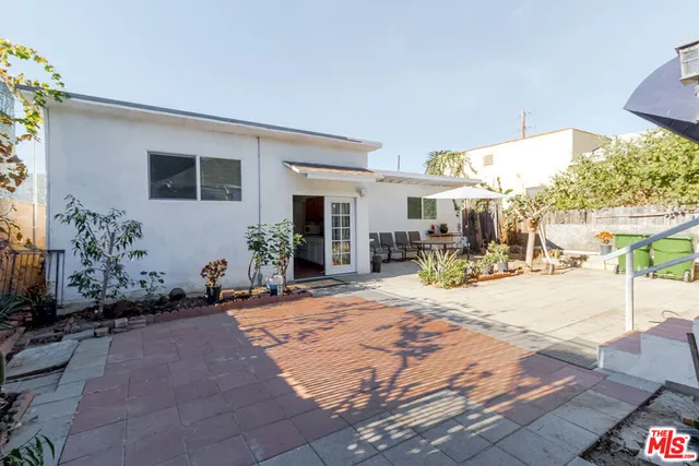 $919,000 | 1207 South Harvard Boulevard, Los Angeles, CA 90006