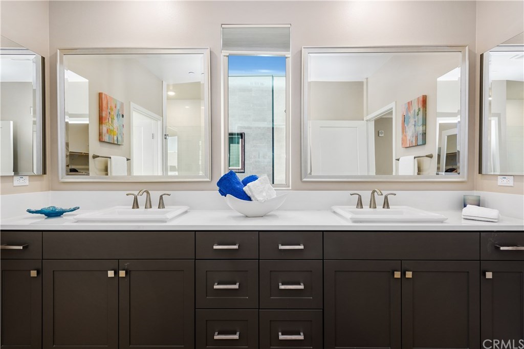 168 Tribeca Irvine, CA 92612 - Photo 30 of 46