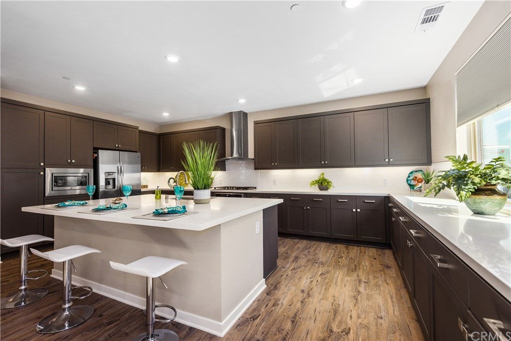168 Tribeca Irvine, CA 92612 - Photo 4 of 46