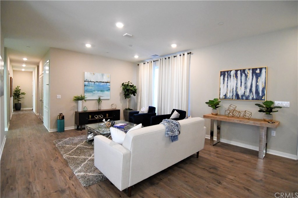 168 Tribeca Irvine, CA 92612 - Photo 6 of 46