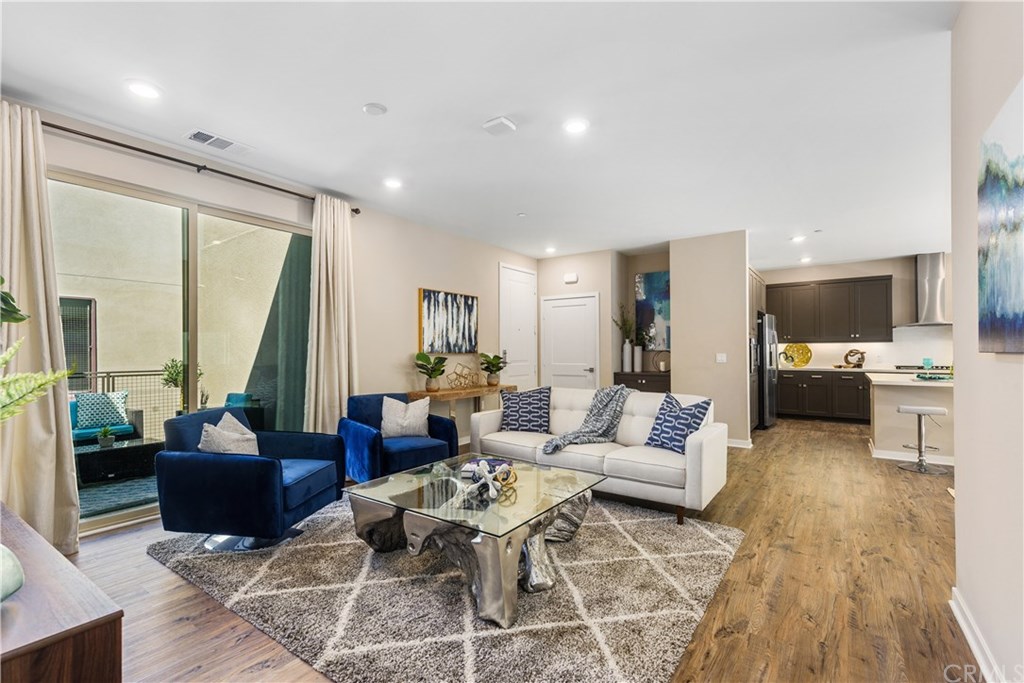 168 Tribeca Irvine, CA 92612 - Photo 7 of 46