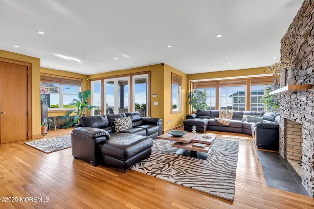 $6,500,000 | 2009 North Ocean Avenue, Spring Lake, NJ 07762