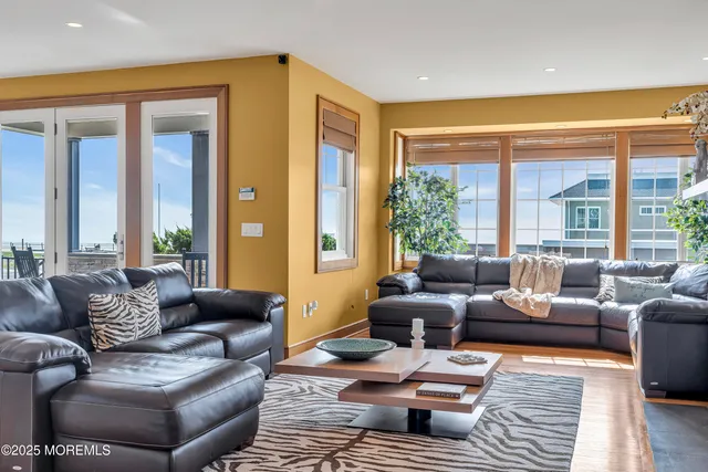$6,500,000 | 2009 North Ocean Avenue, Spring Lake, NJ 07762