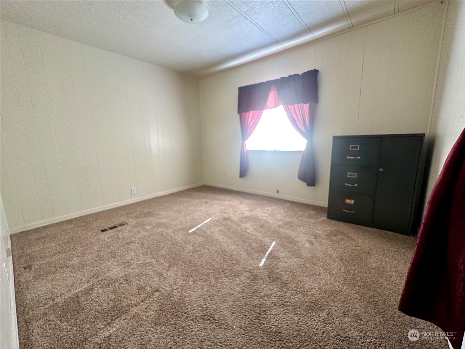 230 Salmon Drive Forks, WA 98331 - Photo 24 of 35 an empty room with windows and closet