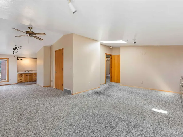 $1,500,000 | 1872 East 1750 South, Gooding, ID 83330