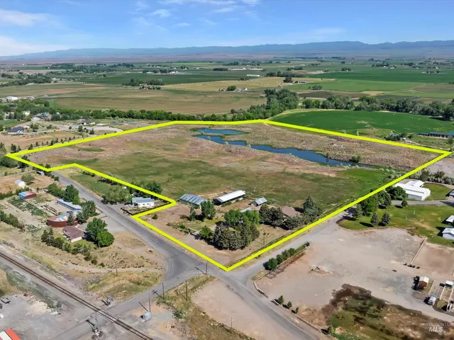 $1,500,000 | 1872 East 1750 South, Gooding, ID 83330