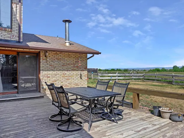 $1,500,000 | 1872 East 1750 South, Gooding, ID 83330