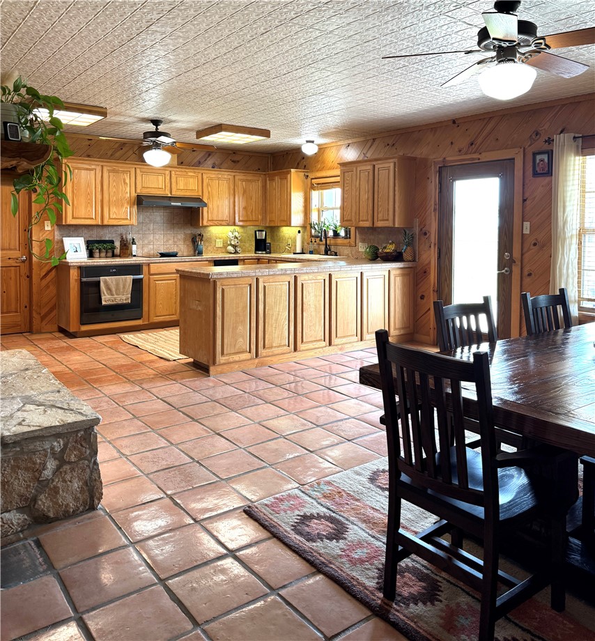 5567 County Road 1441 Mathis, TX 78368 - Photo 12 of 28
