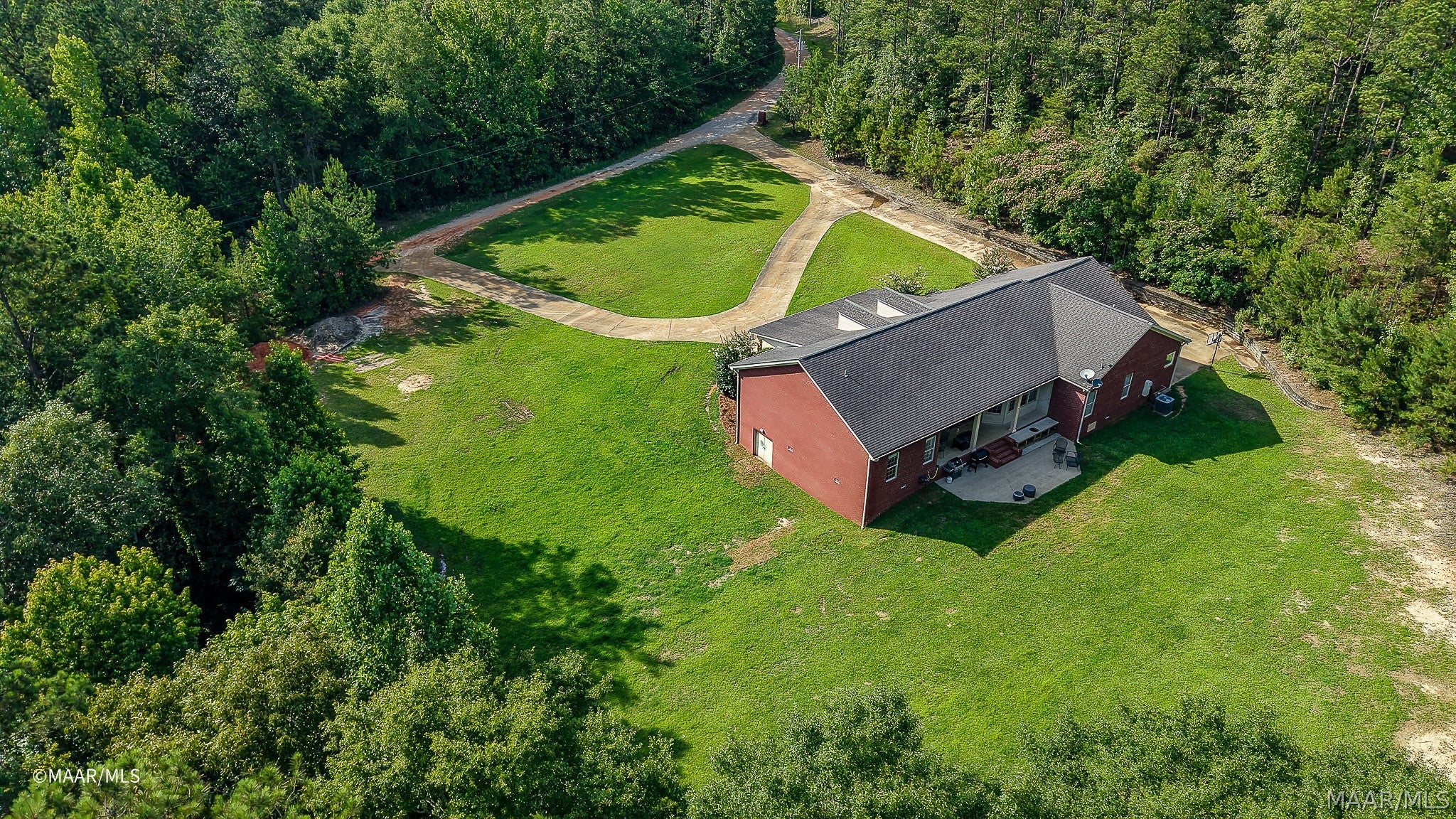 455 Bay Ridge Thomasville, AL 36784 - Photo 3 of 75 Gallery Image 3