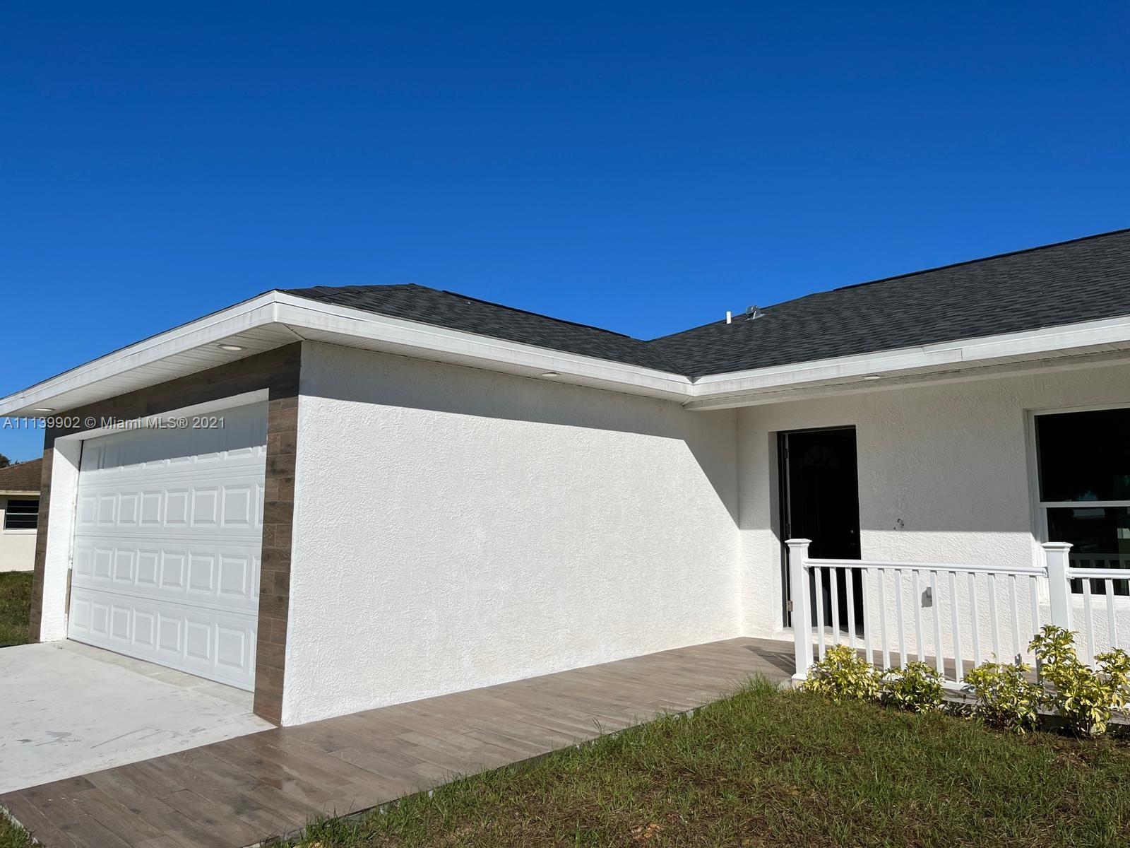 417 Cherry Tree Drive Sebring, FL 33876 - Photo 7 of 39 a view of a house with backyard