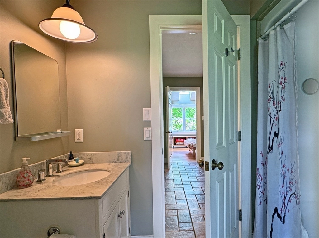 187 Plain Road Greenfield, MA 01301 - Photo 19 of 42