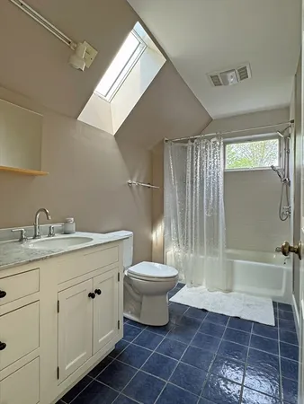 $850,000 | 187 Plain Road, Greenfield, MA 01301