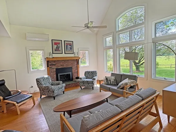 $850,000 | 187 Plain Road, Greenfield, MA 01301