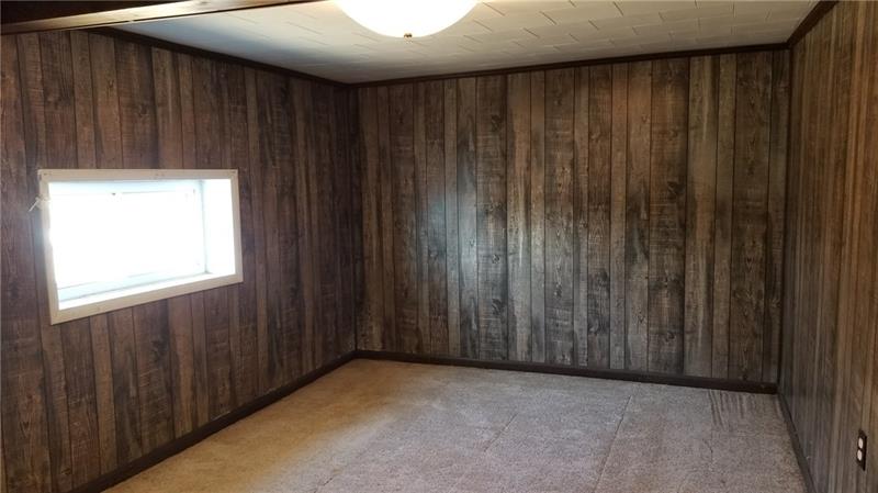 403 Euclid Road Butler, PA 16001 - Photo 11 of 16 Gallery Image 11