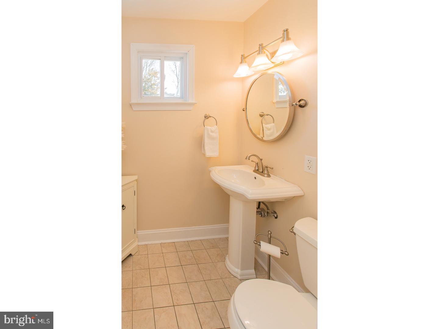 2301 Avon Road Ardmore, PA 19003 - Photo 11 of 24 Bathroom