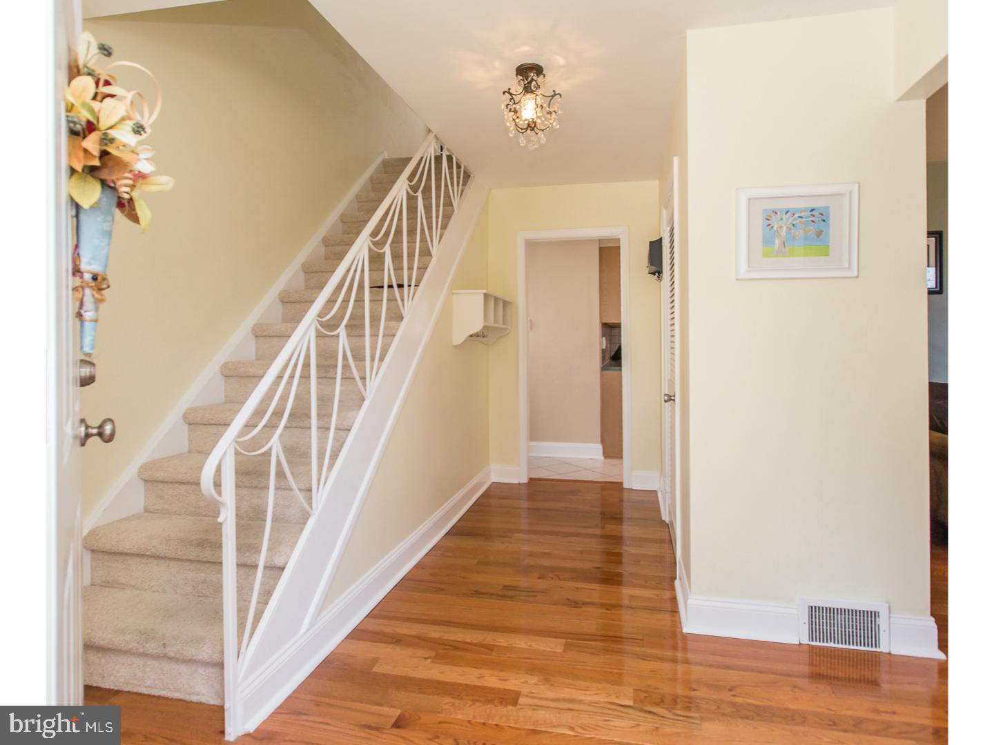 2301 Avon Road Ardmore, PA 19003 - Photo 3 of 24 Foyer