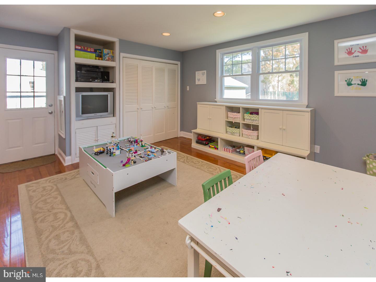 2301 Avon Road Ardmore, PA 19003 - Photo 8 of 24 Family Room