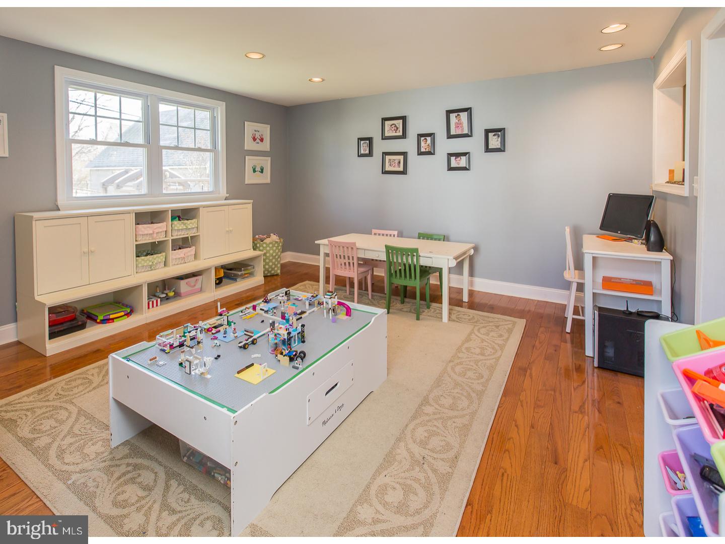2301 Avon Road Ardmore, PA 19003 - Photo 9 of 24 Family Room