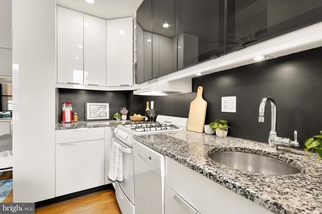 $262,500 | 1101 L Street Northwest, Unit 606, Washington, DC 20005