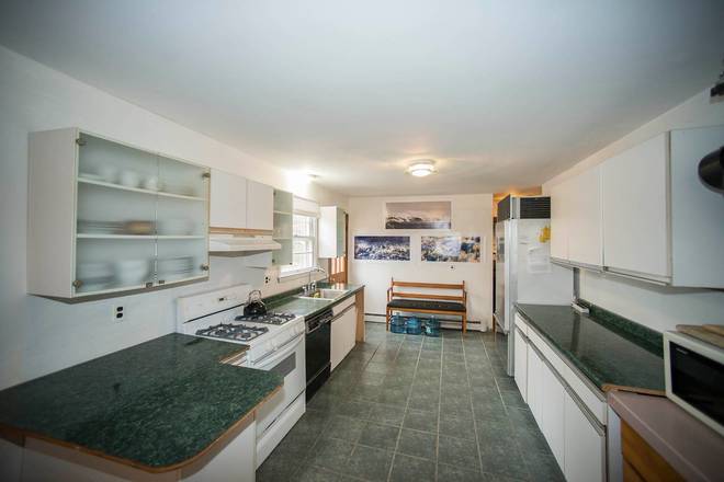 23 Sandra Road East Hampton, NY 11937 - Photo 6 of 9 Gallery Image 6