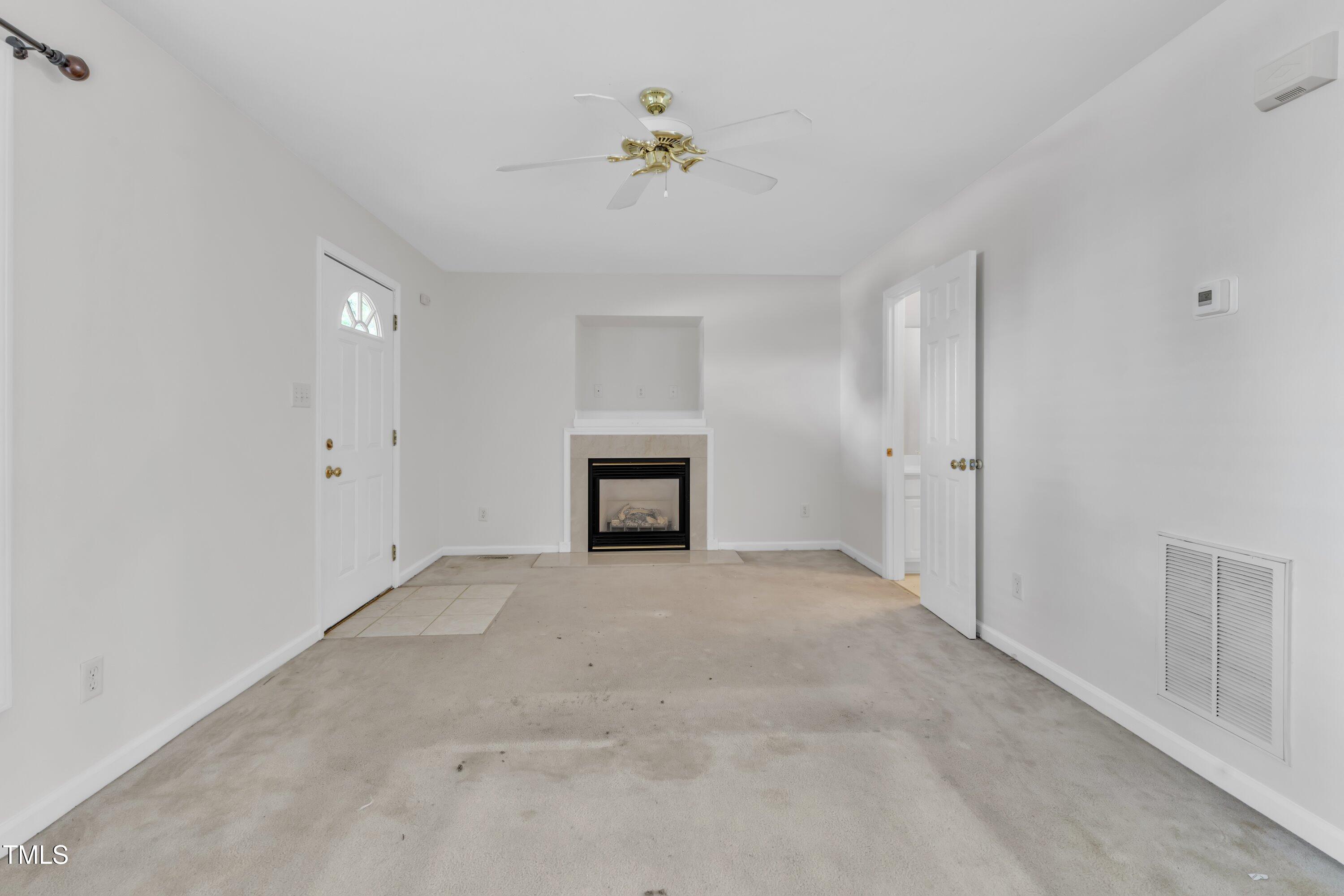 4825 Windbreak Lane Raleigh, NC 27616 - Photo 9 of 40 09-4825 Windbreak Ln-16