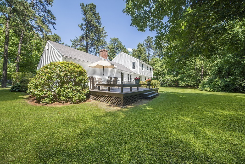 65 Metacomet Road Longmeadow, MA 01106 - Photo 4 of 30 Gallery Image 4
