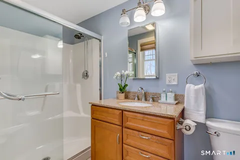 $599,950 | 94 Kelseytown Road, Clinton, CT 06413