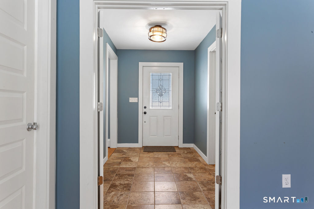 94 Kelseytown Road Clinton, CT 06413 - Photo 22 of 35