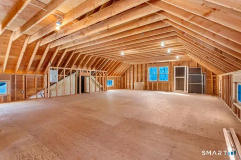 $599,950 | 94 Kelseytown Road, Clinton, CT 06413