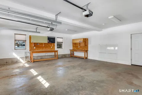 $599,950 | 94 Kelseytown Road, Clinton, CT 06413